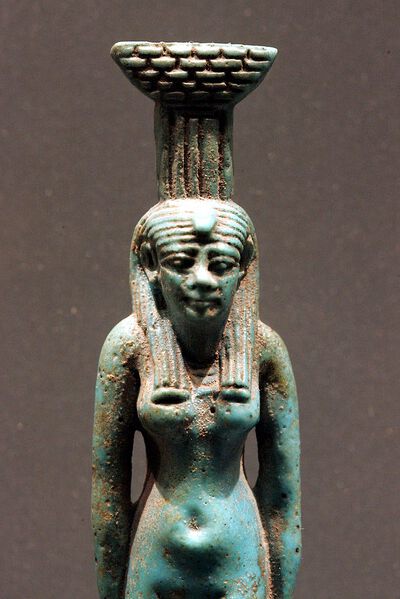 Datei:684px-Nephthys N4051 mp3h8832.jpg
