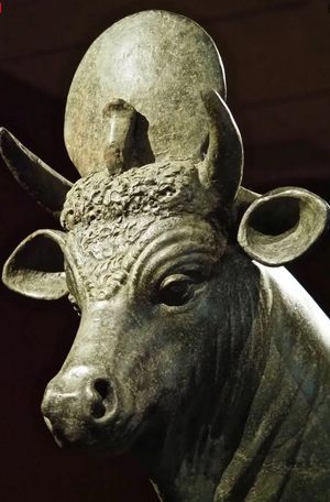 Apis Bull Statue.png